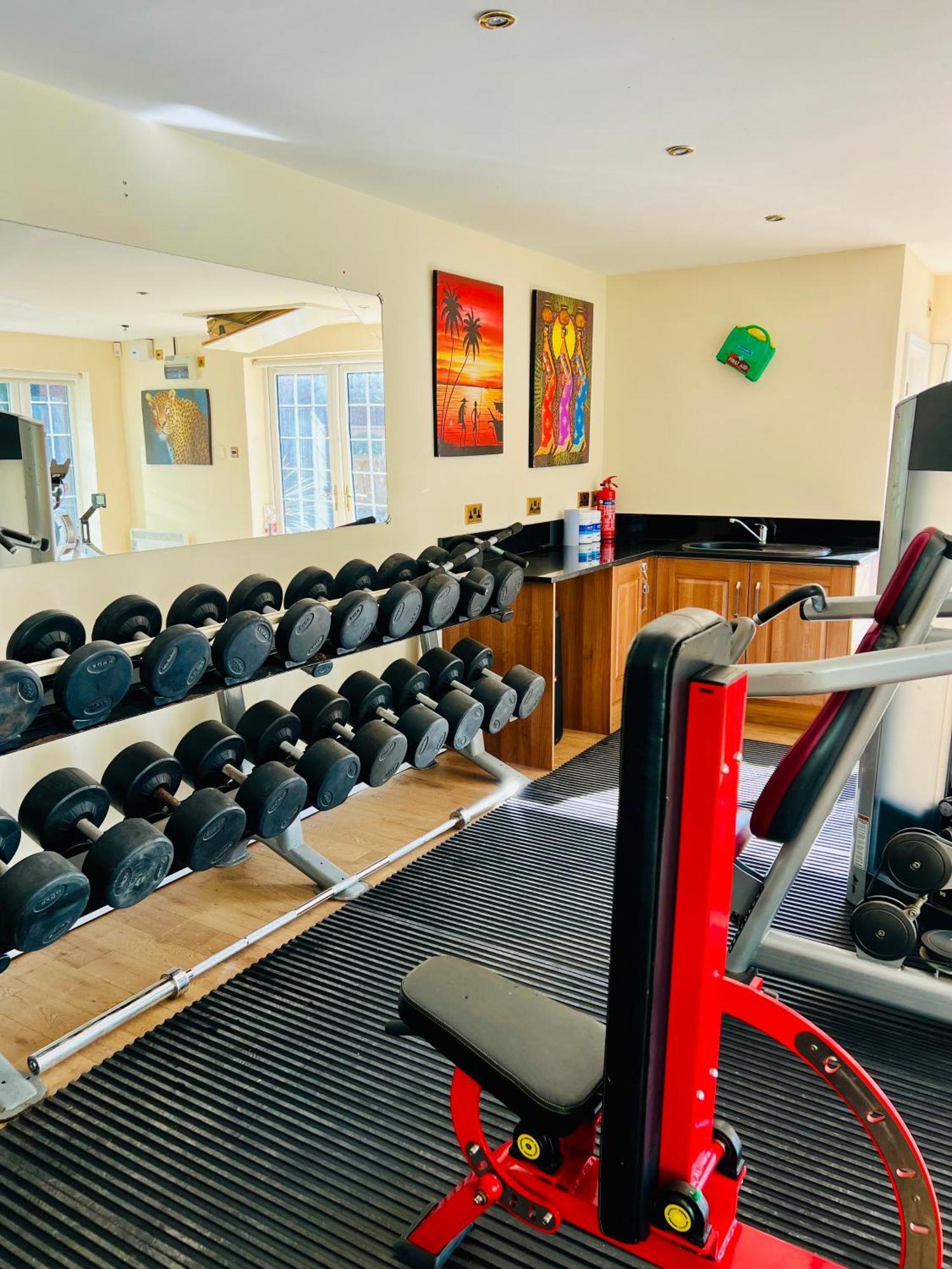 Holiday home Stratford-upon-avon 4br Family Mansion On 1 Acre With Pool, Gym & Bbq! Henley-in-Arden