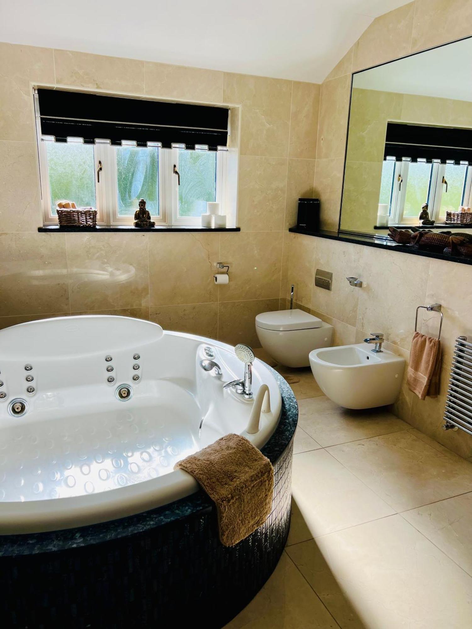 Holiday home Stratford-upon-avon 4br Family Mansion On 1 Acre With Pool, Gym & Bbq! Henley-in-Arden