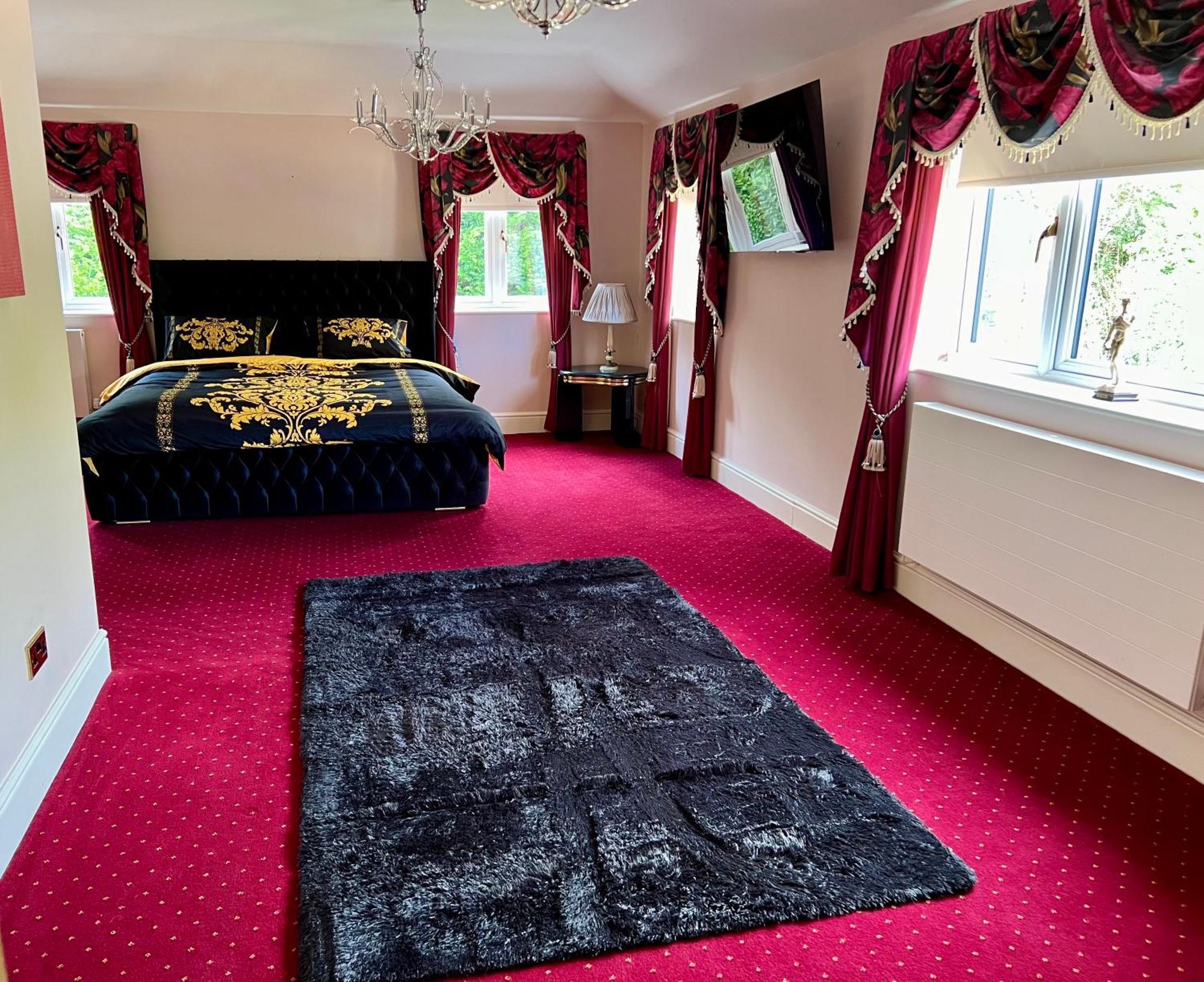 Holiday home Stratford-upon-avon 4br Family Mansion On 1 Acre With Pool, Gym & Bbq! Henley-in-Arden
