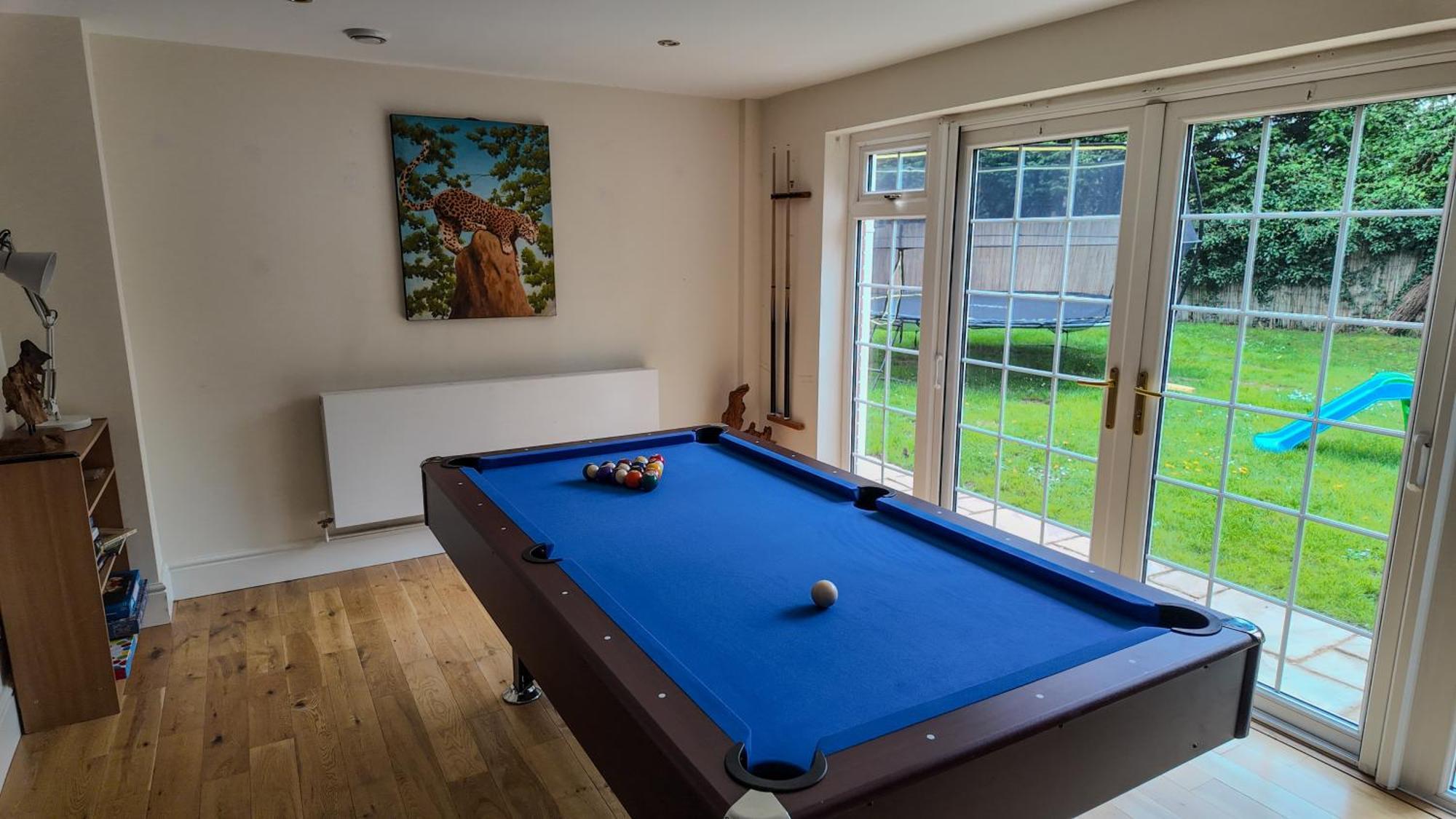 Stratford-upon-avon 4br Family Mansion On 1 Acre With Pool, Gym & Bbq!